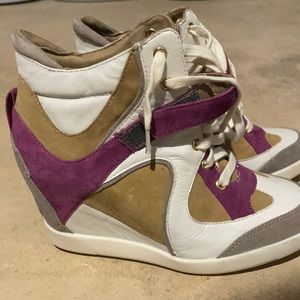 Wedge sneakers